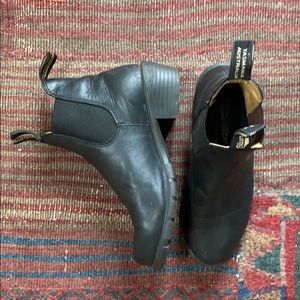 Blundstone Heeled Chelsea Boots